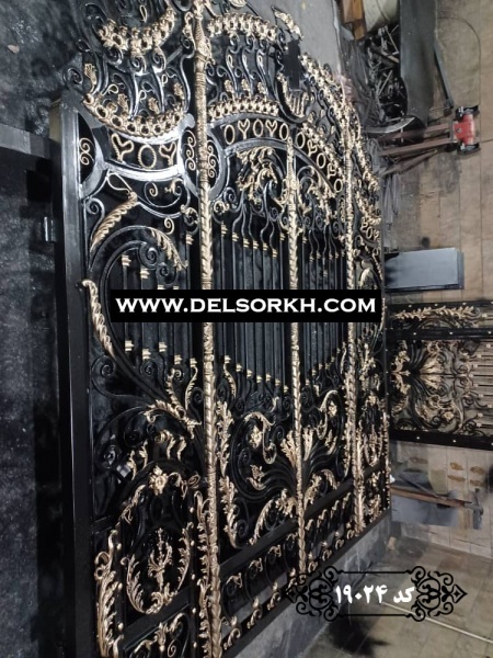 سازنده انواع درب های ویلایی و ساختمانی
