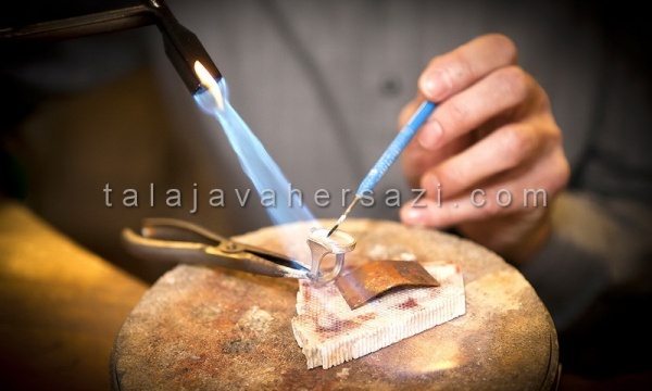 طراحی طلا و‌ جواهر