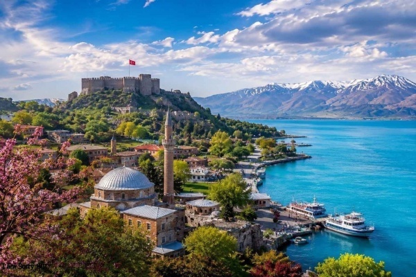 تور گروهی وان ویژه تخفیفات آخر فصل